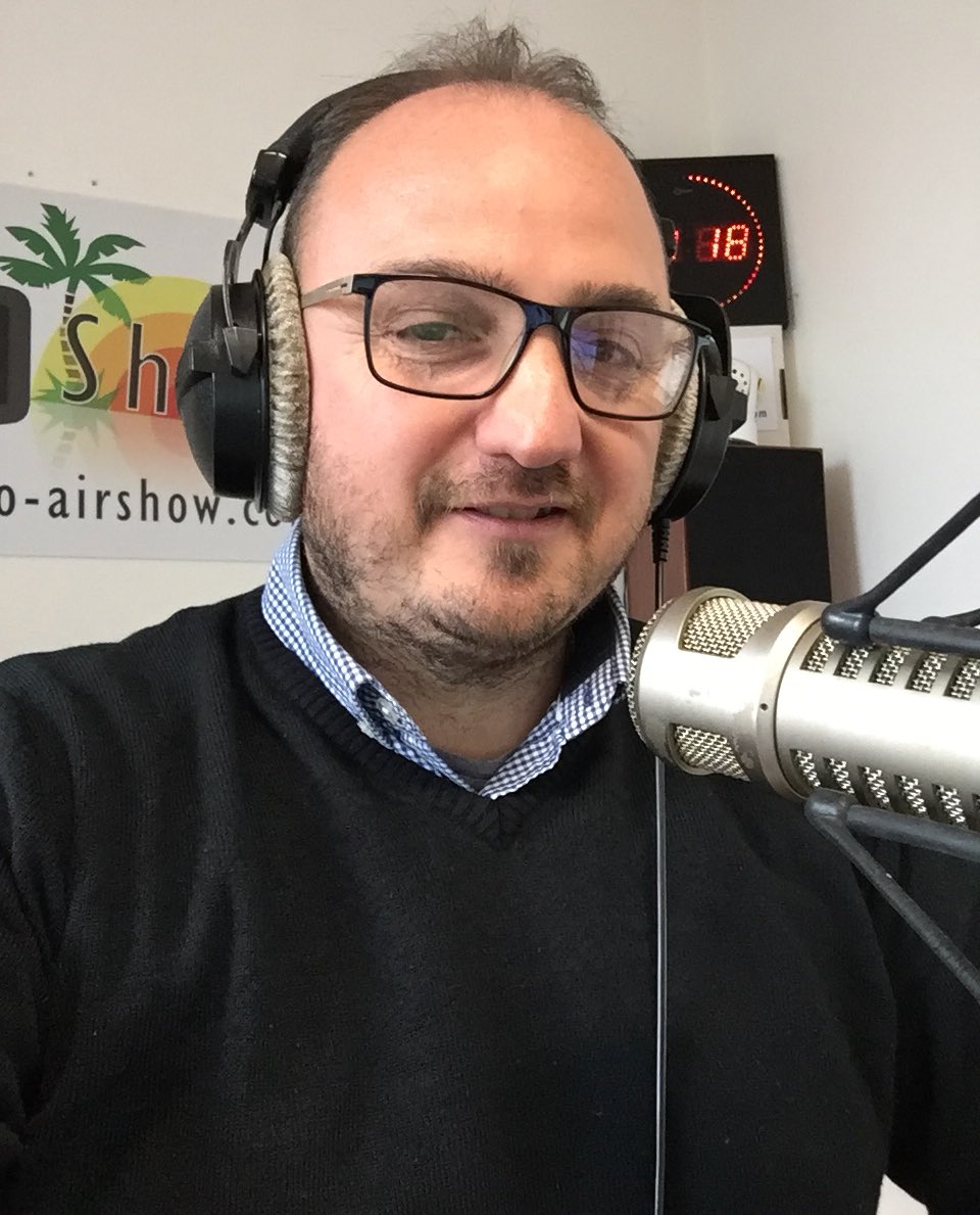QuefaireDmomes's tweet photo. Bonjour à tous 👋 #EricCoudert #Enregistrement #Emission #Radio #QFDM https://t.co/to9h2e1XX2