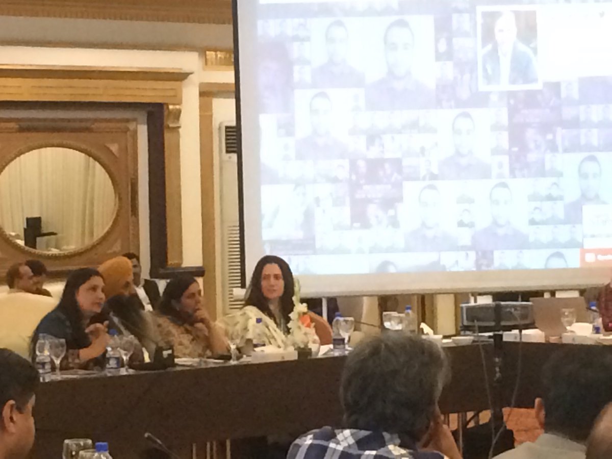 namkeenchai's tweet photo. It's now Q/A time here at #rights4pk event in #Islamabad where participants are interacting with the panel on #HumanRights issues. https://t.co/gzRZqSJ1G9