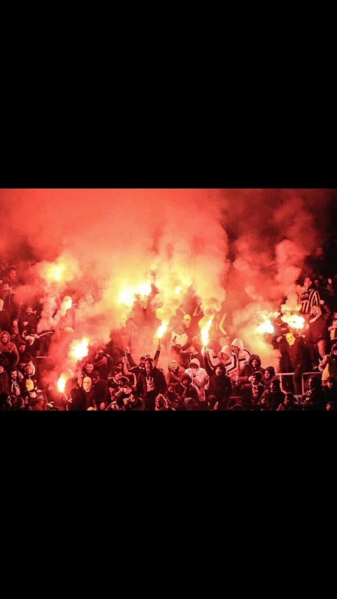 FenerOutlaws's tweet photo. Endüstriyelleşme adına binlerce ormanın yakılması suç değil tribünde meşale yakılması suç #MeşaleSuçDeğildir https://t.co/3ZZgvZZBf0