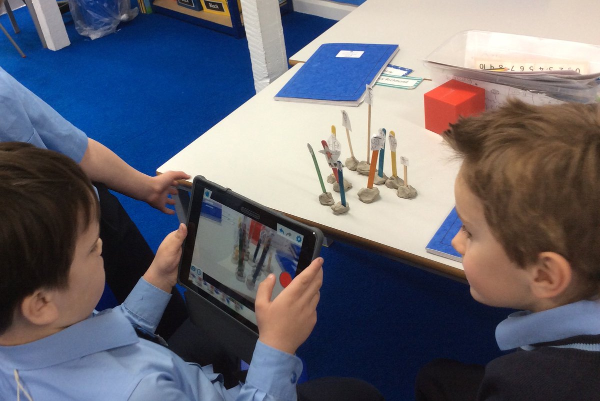CHSComputerSci's tweet photo. Yesterday Year 2 started work on their stop-motion animations, using sequences of images to create a story @CHSComputerSci https://t.co/lG0iAS6cUt