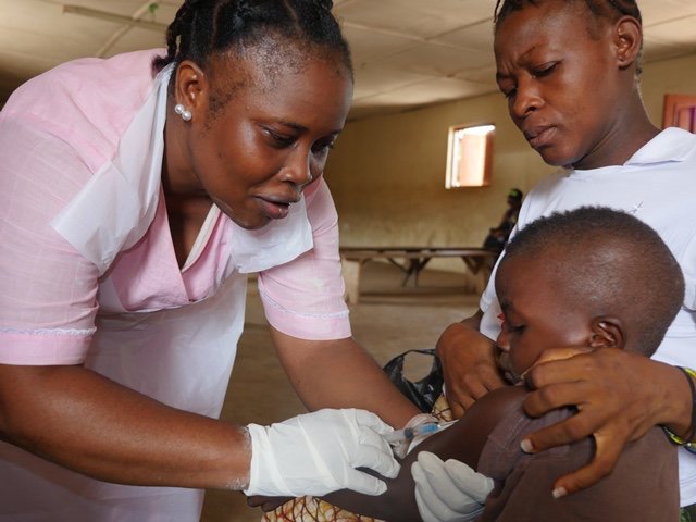 WHOAFRO's tweet photo. Nurses play a central part in public health and controlling disease and infection. Join the launch of the #NursingNow campaign that aims to raise the status and profile of nursing. https://t.co/PfeBbUEelg https://t.co/5y5tRLBHhd