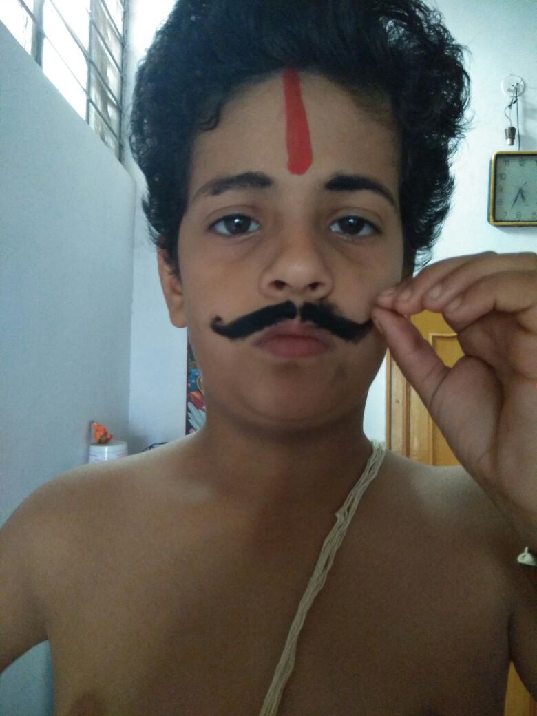 fancy dress of chandrashekhar azad