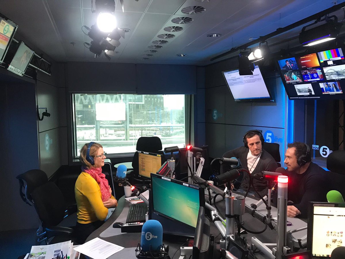 jason_carl_fox's tweet photo. Nice early start to the morning at @bbc5live and @BBCBreakfast with @BorneCharity chatting about their vital work and our North Pole expedition! Not long to go, more info here 🔗 https://t.co/oiSCxe8Vjv 📻 📺 https://t.co/E7Wi5GT9Tp