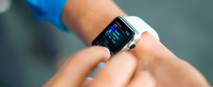 Electromoviled's tweet photo. Nuevo post🚩 ¿Por qué debería tener un reloj inteligente? ⌚️📱 https://t.co/wTIHcjtffC https://t.co/vkBMoAgh5s