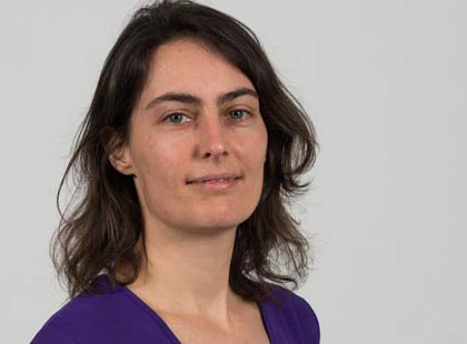 “Acceptatie van homoseksualiteit is niet genoeg, je accepteert ook geen hetero’s”. Vandaag promoveert Jantine van Lisdonk aan <a href="/VUamsterdam/">Vrije Universiteit Amsterdam (inactief)</a> op acceptatie van LHB-jongeren. Ze vertelde erover op <a href="/NPORadio1/">NPO Radio 1</a>. nporadio1.nl/nos-radio-1-jo… (begint bij 17:20)