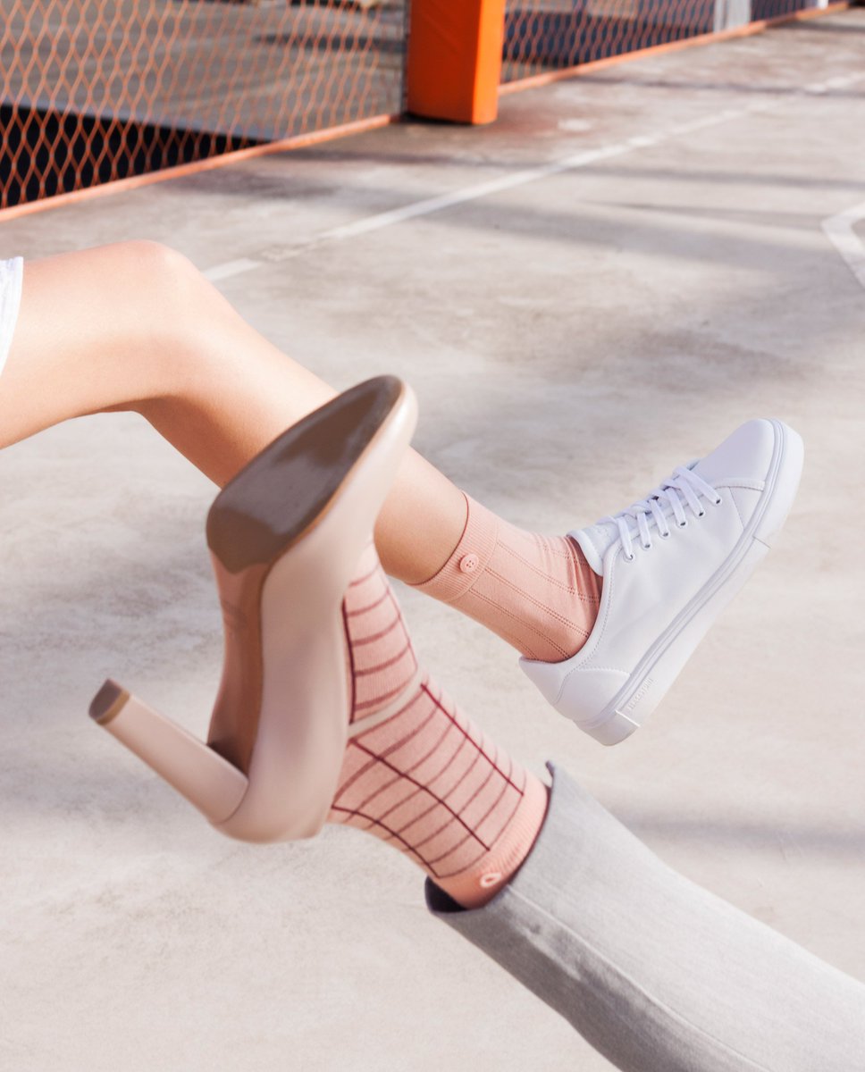 Two ways to wear these pink woman's socks, sophisticated &amp; casual!
qnoop.com
#socks #sustainable #biocotton #eco #ecofriendly #fashion