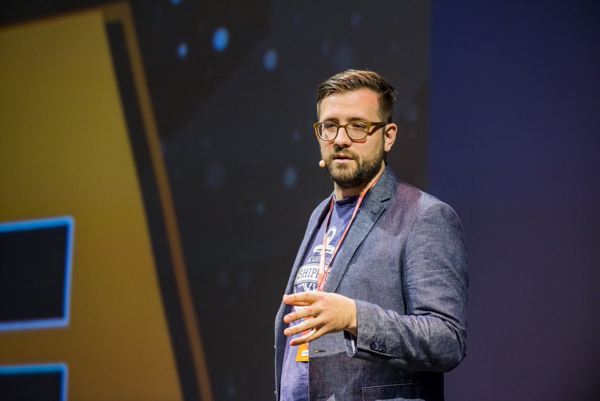 🔥🔥 BAM!! 🔥🔥 NEXT VIDEO:youtu.be/XmouoW1Gfro Roman Kuba - Scaling #Vue in an existing stack! @Codebryo #javascript #vuejs #angular #coding #webdesign #reactjs