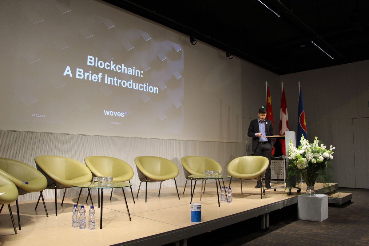 Huge thanks to our friend @KarlKarlsson_ for representing Waves Platform in University of Applied Sciences in Switzerland. We hope it was much easier to tell students about blockchain using Waves as an example

#WavesPlatform #Blockchain #Cryptocurrency $Waves
