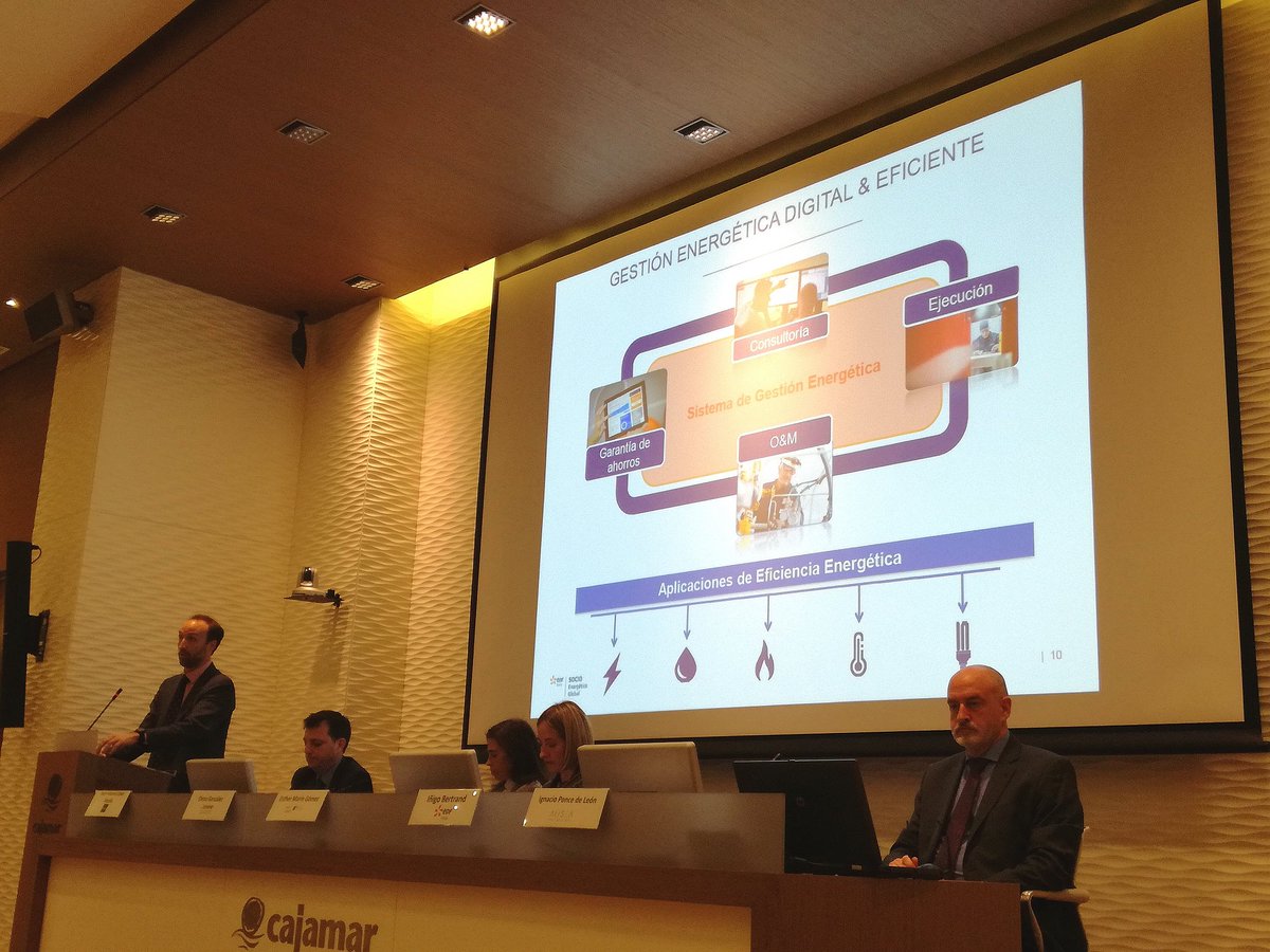 martinezbelotto's tweet photo. La digitalización del modelo ESE ya esta aquí, nos lo presenta @EDFofficiel , gracias a su sistema de gestión controla los ahorros energéticos a tiempo real #SmartEseAnese @ANESEASOCIACION @IndustriaCARM https://t.co/nNlhL3LEsC
