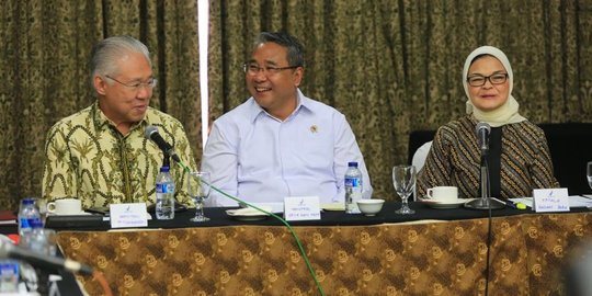 arjuna16sp's tweet image. Mendes PDTT @EkoSandjojo Dukung PROGRAM TERPADU UMKM agar Produk Desa Bersaing di Pasar Modern @KemenDesa akn libatkan @pendampingdesa_ &amp;amp; @tppindonesia serta Pertides utk Sosialisasikn.  @KemenkopUKM @Kemendag @Kemenperin_RI @kementan @kkpgoid @BPOM_RI @BekrafID @SandjojoCenter