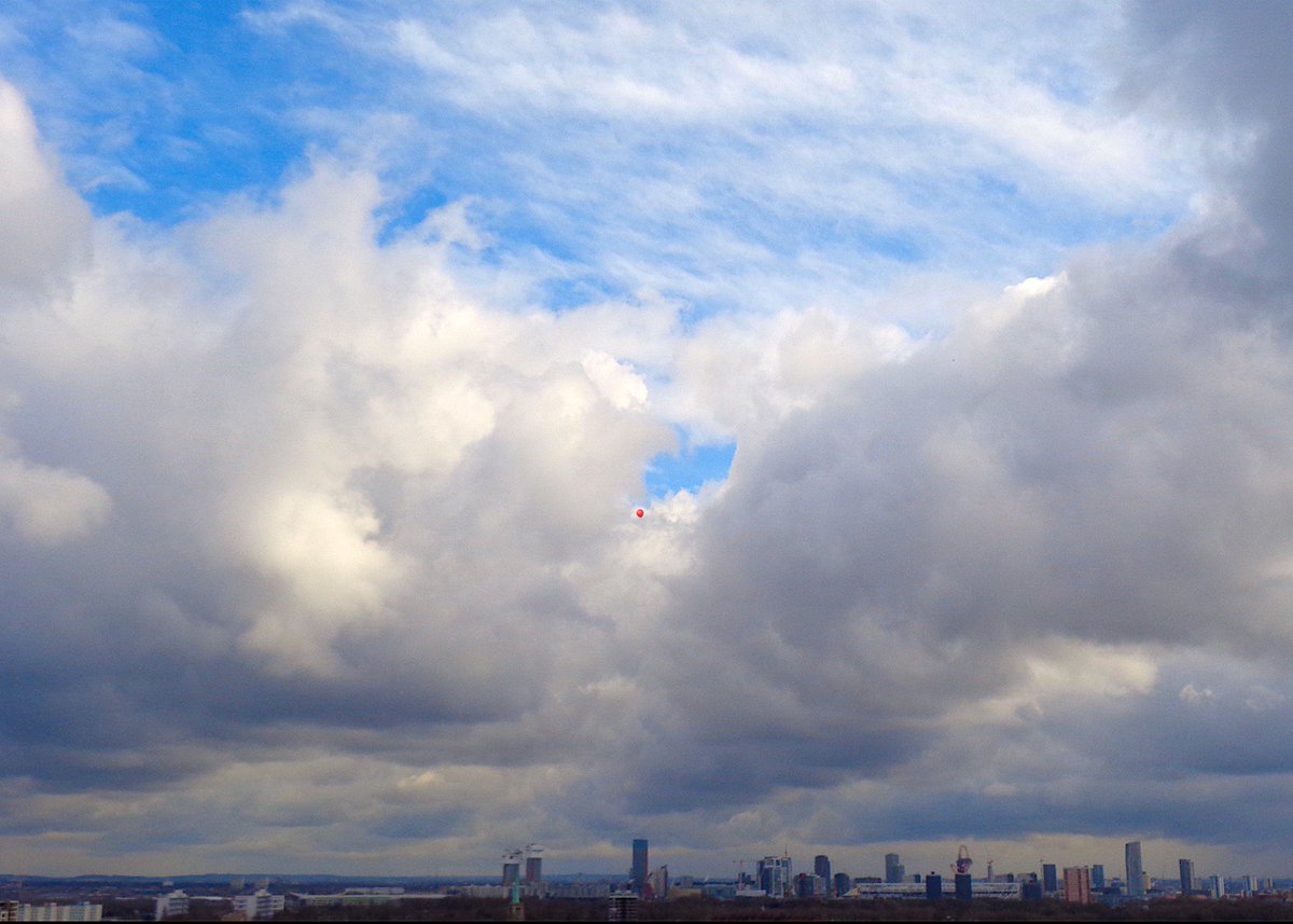 UnbesetztSynth's tweet photo. Taking the plunge #VictoriaPark #Eingeweide #Abgeschlossenheit #Tangle @reedandcaroline @BecksNudds @drunkenpoet92 @TinSoldiere @VeryRecords :: Halo 🌓! https://t.co/nLK7EVcxul