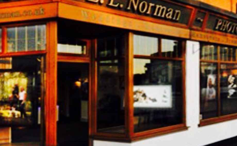 Great team photo session at <a href="/ELNormanPhoto/">E.L.Norman</a> this morning for our professional head shots. Thanks to Roger &amp; Edward