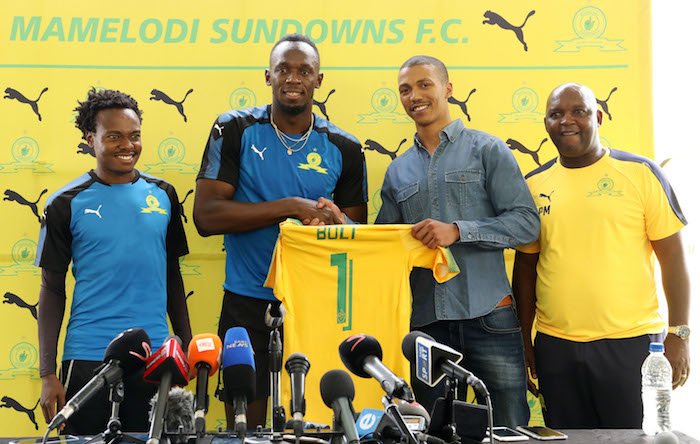 ETLFSPORTS's tweet photo. Usain Bolt has signed for South African Club Mamelodi Sundowns FC 👍 https://t.co/DMGTubRLwA