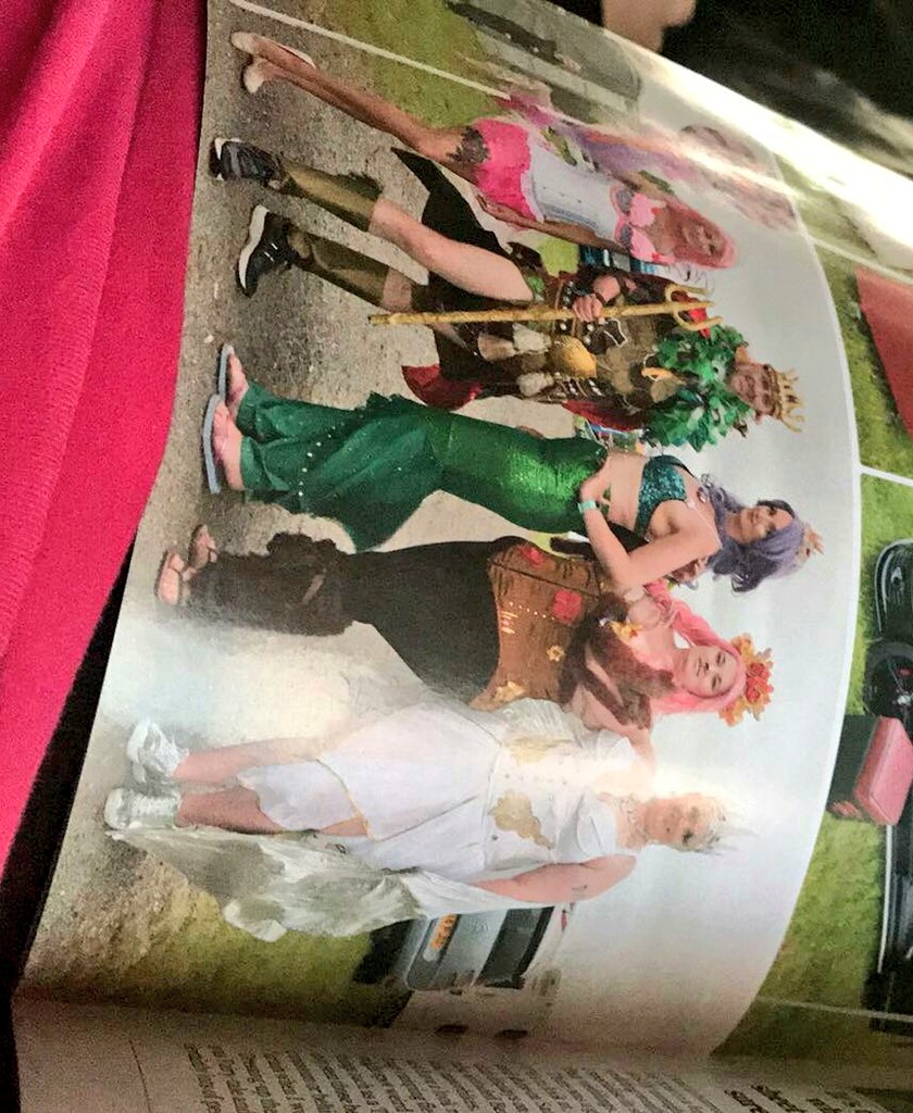 MisterRockHart's tweet photo. Wow just seen that been published in the #VWBusMag with these beautiful Ladies while at @dubsinthemiddle #Evesham @MadaleineSoleil @ceriseburlesque @MisterRockHart @MissSugarBomb #CandyCarnival #DubsInTheMiddle #festival  #VWFestival #vwbus https://t.co/c7uwMDXxHc