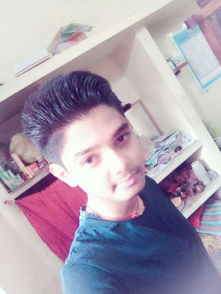 _Suraj_Kumar__'s tweet photo. Hi guys this is @_Suraj_Kumar__  u can follow n msg me..too #single https://t.co/LpYvo2WJG2