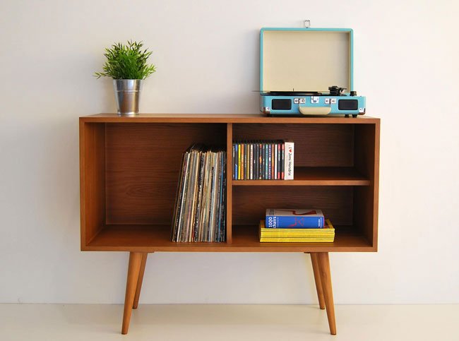 RetroToGo's tweet photo. Top 10: Retro record storage units https://t.co/d37i45lLfX https://t.co/DBAae7CI1H