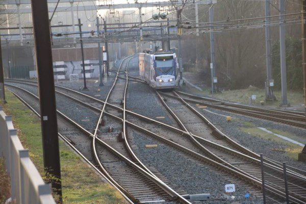StruktonRail's tweet photo. Storingen terug dringen, de #beschikbaarheid verhogen en #onderhoudskosten verlagen: pilot #POSS Den Haag  https://t.co/eUCI96ZCqE https://t.co/nCb2gRvKQd
