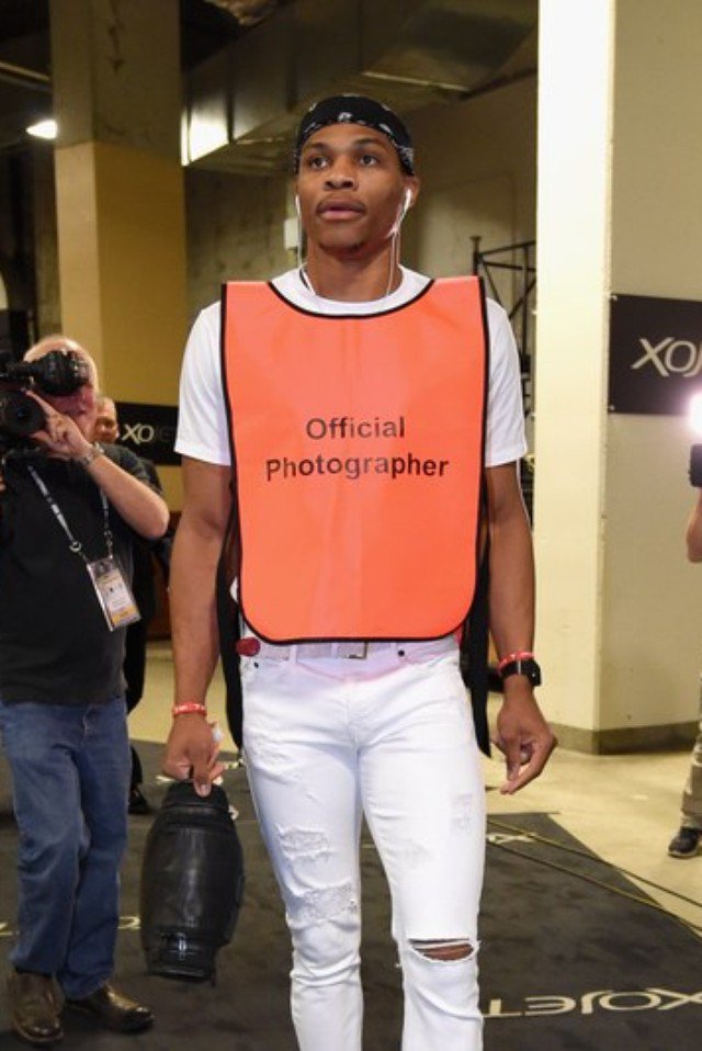 ともき 高橋一生ダサい言われてるけど ラッセル ウェストブルックの私服置いとくわ T Co Ubkbkofdtx Twitter ともき 高橋一生ダサい言われてるけど ラッセル ウェストブルックの私服置いとくわ T Co Ubkbkofdtx Twitter