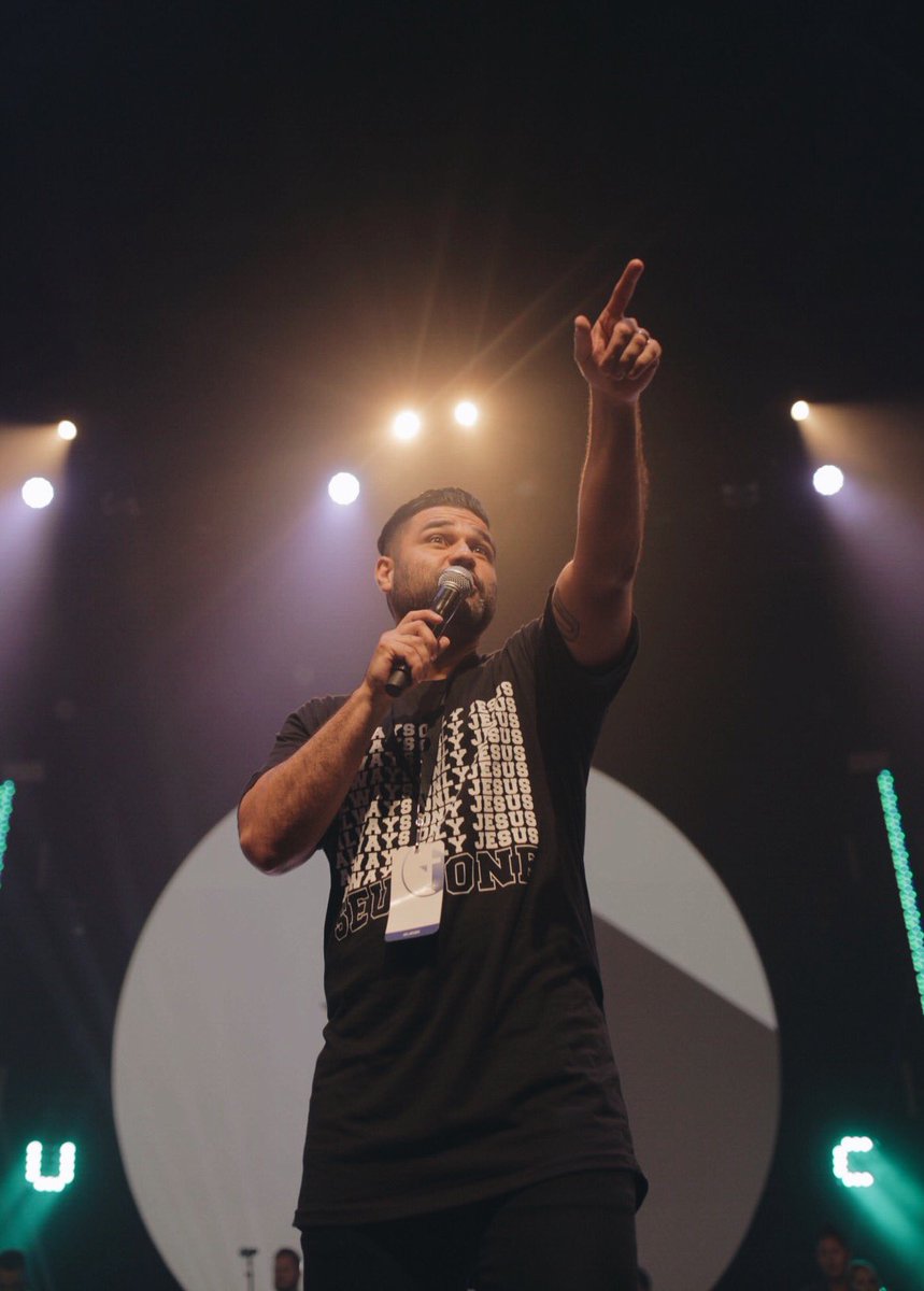 weareseu's tweet photo. We had a blast with you all last night! Session 2 + 3 start again at 10am and 7pm with a breakout session at 2pm.

What was your favorite part of last night? https://t.co/lMErZYNqe7