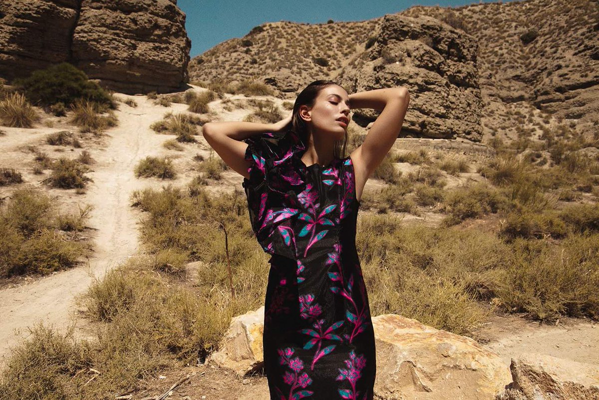 mariaarnandis20's tweet photo. Días de lluvia, días de compras👗😋 Hoy te proponemos el vestido de @cocoaspain
para tus próximos eventos!😻
COCOA Summer 18 . #cocoaspain #philippaandco #newcollection #summer18 #cocoacollection #invitadaperfecta #invitada #cool #tendencias2018 # #invitadasperfectas #invitada https://t.co/ncZzGy7hpu