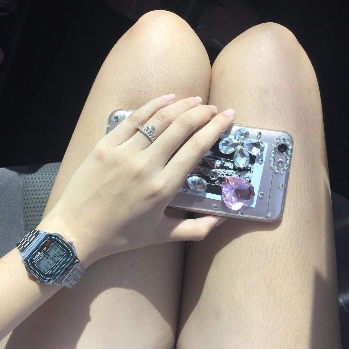 cheebrjay's tweet photo. Check out Crowns Republic (FB and IG: @c.rpblc) for crown rings ❤ https://t.co/MGGHl8ht9N