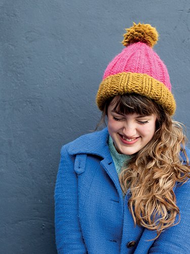 Have you seen our new 'Meet the Maker' feature on our website? Why don't you grab a cup of tea and take 5 minutes to find out more about the wonderful <a href="/AnnaKnits/">Anna Wilkinson</a> ✍️ ✂️