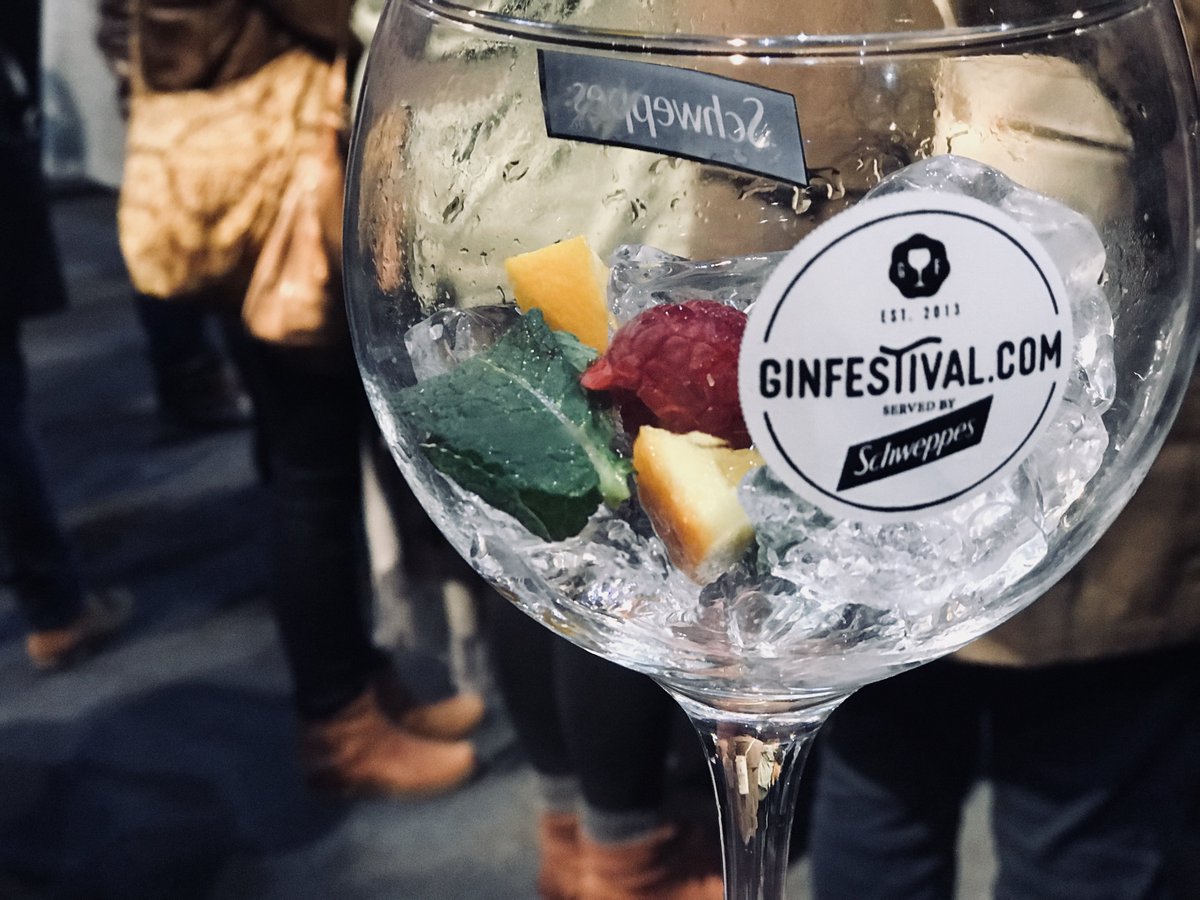 GinSubscription's tweet photo. Gin Festival is the event to be at for anyone looking to explore their love for Gin. https://t.co/zQoeYYZouY offered London a tastebud adventure with their large variety of Gins this year!
#GinFestival #GinSubscription #Gin #GinandTonic #LondonGin #GinEvent #GinLovers #LondonGin https://t.co/VISqG4otee
