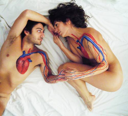 "El enamoramiento es parte de un proceso bioquímico que se inicia en la corteza cerebral y que se difunde al sistema endocrino" #QueLaQuimicaNoVenzaAlCorazon #SiDueleNoEsAMOR