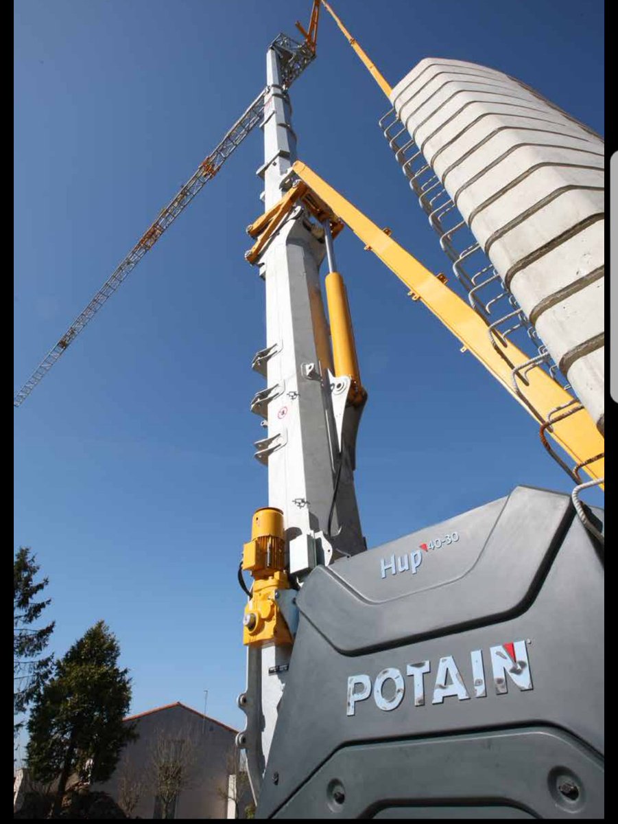 irlequip92's tweet image. POTAIN HUP 40-30 SELF ERECTORS available ex stock.
30m under hook and 40m jib.
Ready to go with full ballast and towing axles.
Factory trained erectors and technicians in house.
Please contact Irlequip for more information.