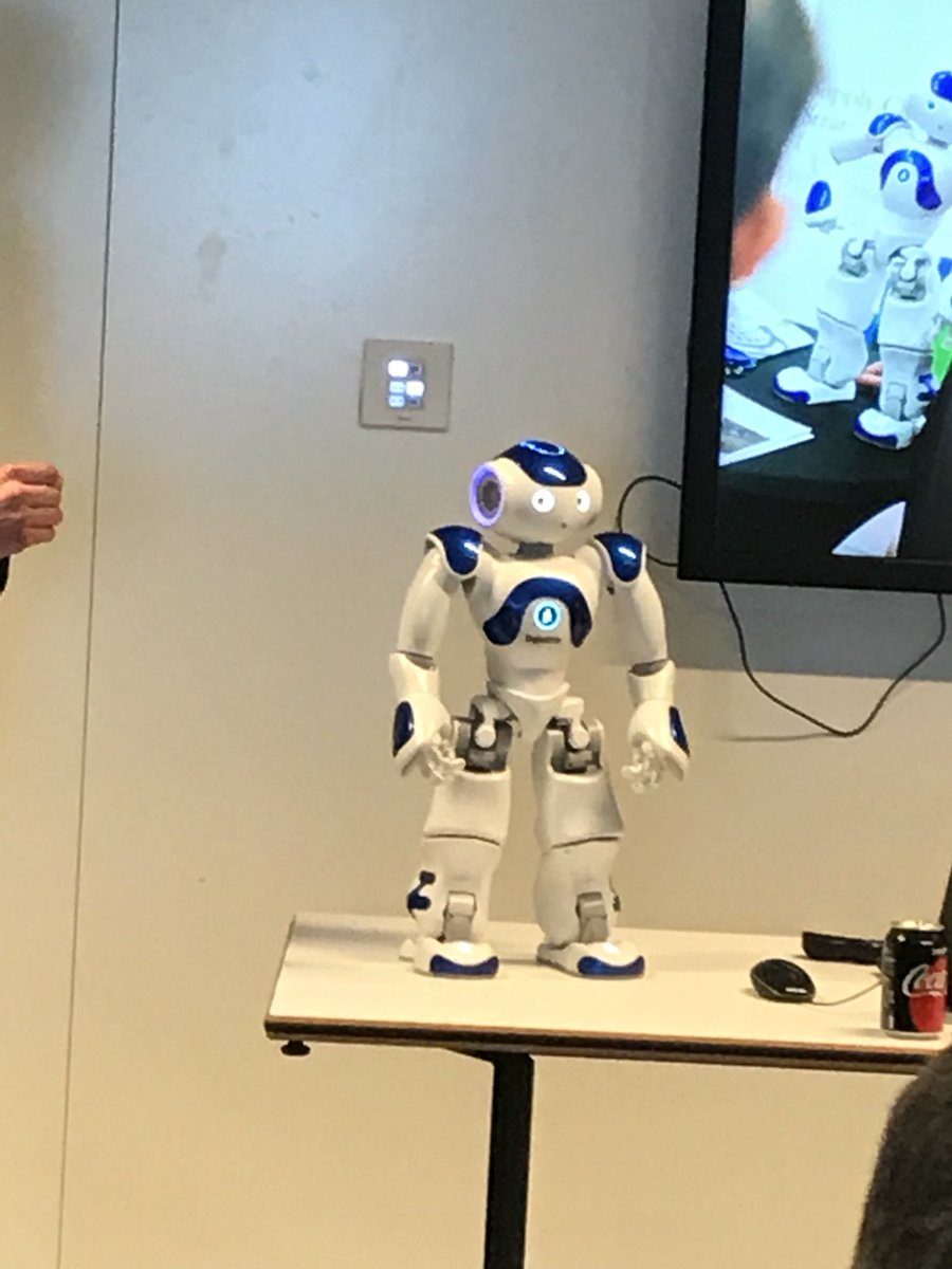 Johan_207's tweet photo. #AI with @Deloitte and @vkwlimburg. #industrie4.0. https://t.co/qJKJG61ITg