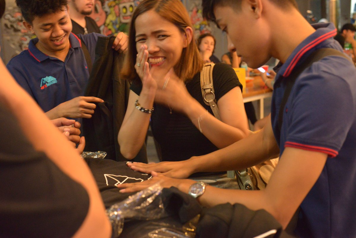 fundr_ph's tweet photo. We have so many @callalilymusic merch tonight! Head over to @CustomThreadinc cafe to get yours now! 😀

You can also order at https://t.co/N6NjQCU3Hk

#CallalilyParty https://t.co/hsnjrMtrqy