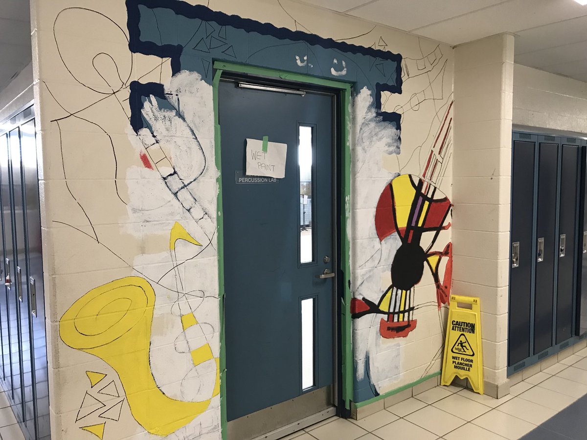 RTMSVisualArts's tweet image. The RTMS door project continues! #pdsbCreativity #pdsbVart @rtmsriptide