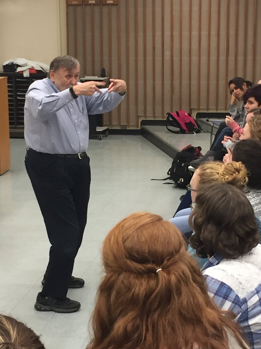 HaneyStacy's tweet photo. @AndersonVocalA1 Had great rehearsals last night with Professor RD Mathey! Contest Concert Wednesday, 2/28 and OMEA Large Group contest Friday and Saturday! https://t.co/HAfjvyqHo4
