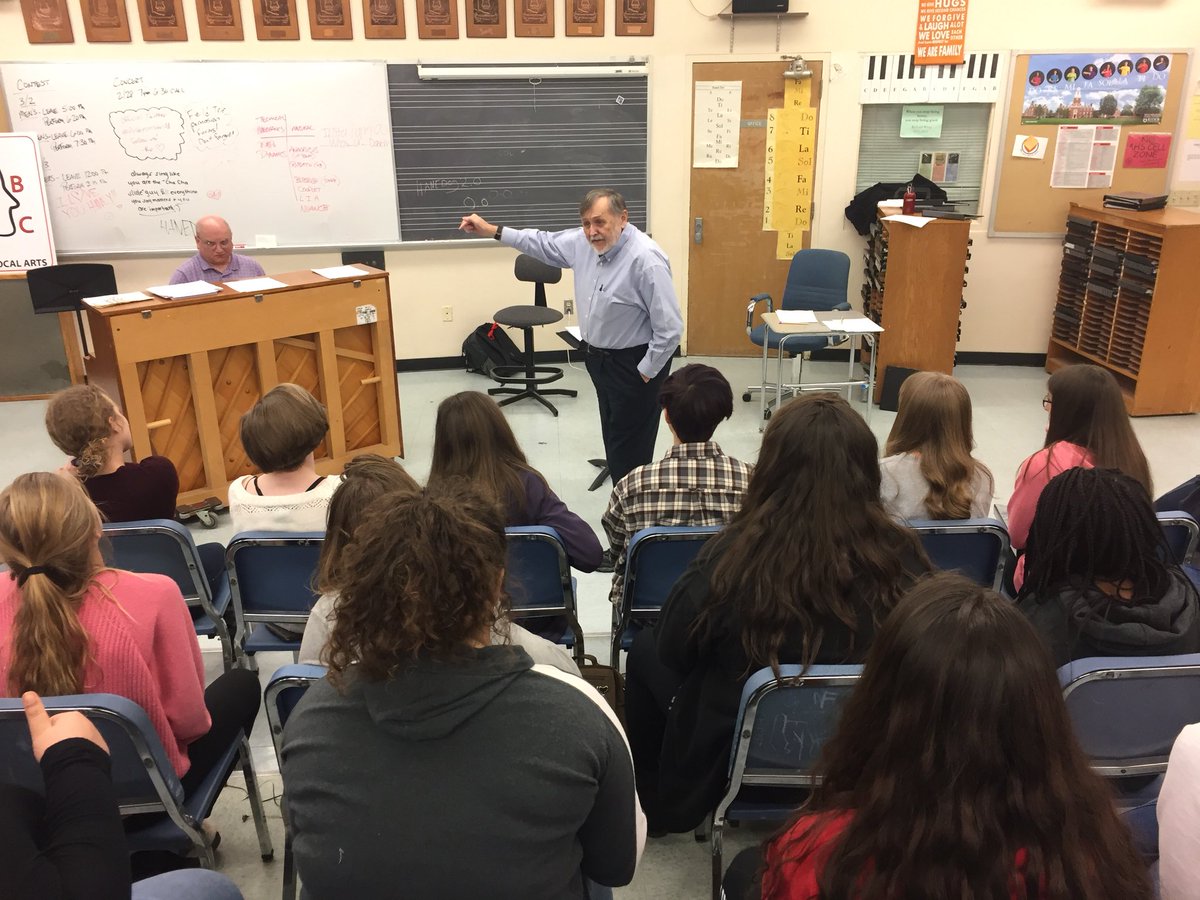HaneyStacy's tweet photo. @AndersonVocalA1 Had great rehearsals last night with Professor RD Mathey! Contest Concert Wednesday, 2/28 and OMEA Large Group contest Friday and Saturday! https://t.co/HAfjvyqHo4