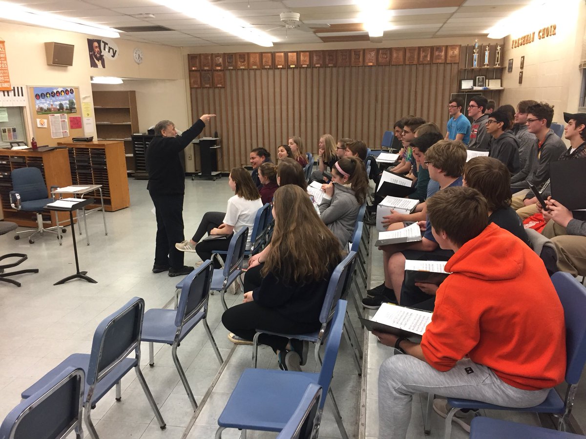 HaneyStacy's tweet photo. @AndersonVocalA1 Had great rehearsals last night with Professor RD Mathey! Contest Concert Wednesday, 2/28 and OMEA Large Group contest Friday and Saturday! https://t.co/HAfjvyqHo4