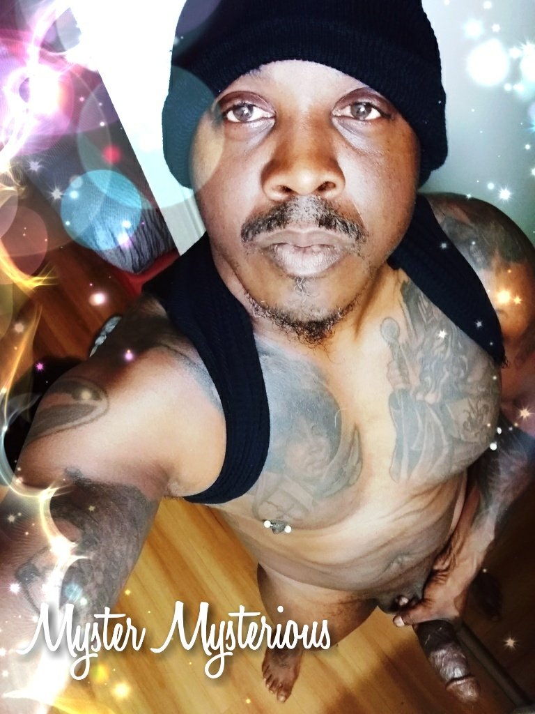 Mysteriousfmxx's tweet photo. #MysterMysteriousto10k #MysteriousProductions
#maletalent #producer #bull #bbc #teamblackguy #interracialsex #interracial #milf #qos https://t.co/QnS4NXC5q4