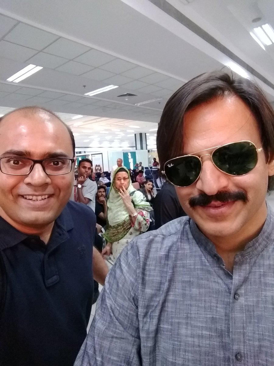 VrajTripathi's tweet photo. It was awesome to meet @vivekoberoi at Ahmedabad airport. Thanks for the memory Vivek and Good Luck for your future. Stay Blessed! Waiting for #Company2 https://t.co/TPgmiXVmGK