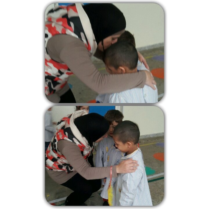 SobhiehS's tweet photo. Everywhere you go, leave a glitter trail of kindness behind you #KGII B learners are spreading Kindness everywhere #Kindness Campaign #100 acts of kindness @DawhaHighSchool https://t.co/DOyRZrOzRq