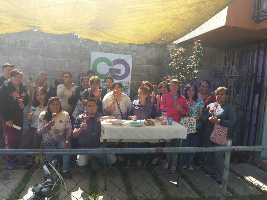 CG_Ecatepec's tweet photo. En la Guadalupana y en la Ignacio Pichardo Pagaza seguimos preparando a nuestras vecinas #Ecatepec @NormaPonceO @candy_rponce https://t.co/8Qsfd2hUig
