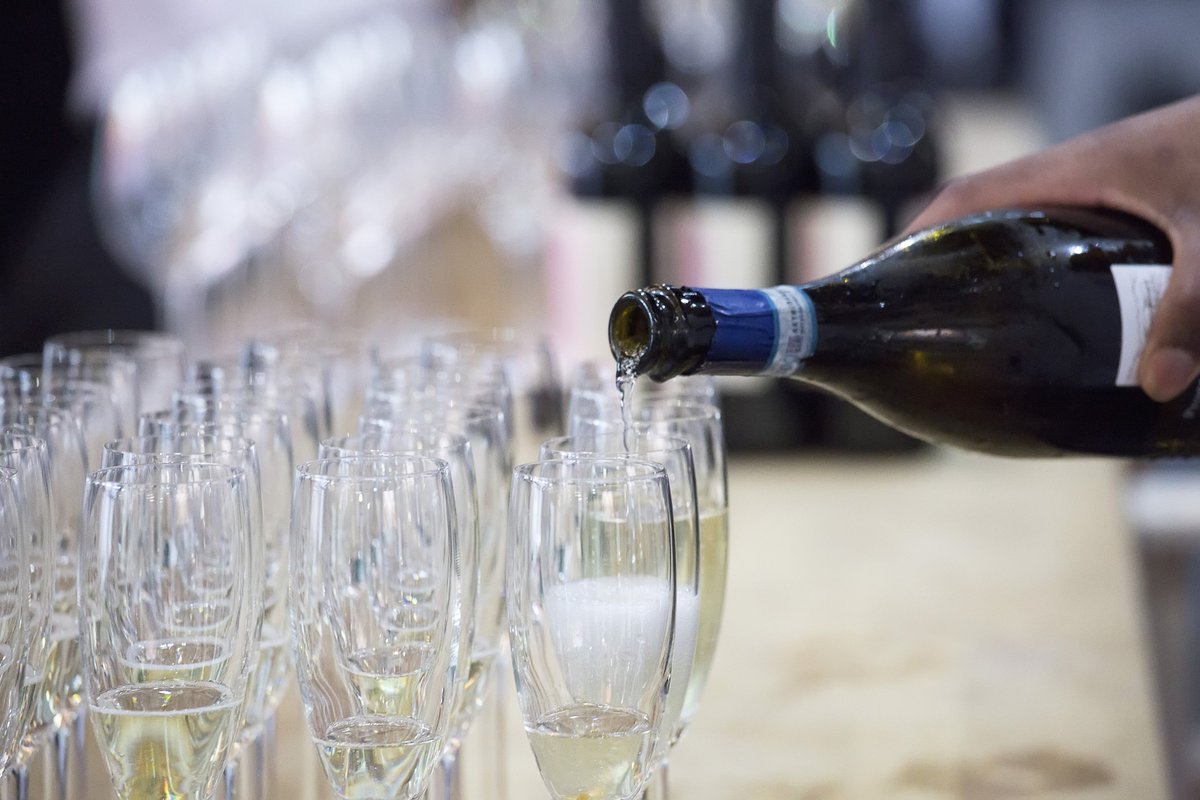 WinTechSeries's tweet photo. ... and that's a wrap! Join us in the Old Billiard room for networking drinks - let's celebrate the start of many many more events like this! 🥂🎉 #WinBanking https://t.co/jnKP6fotUF