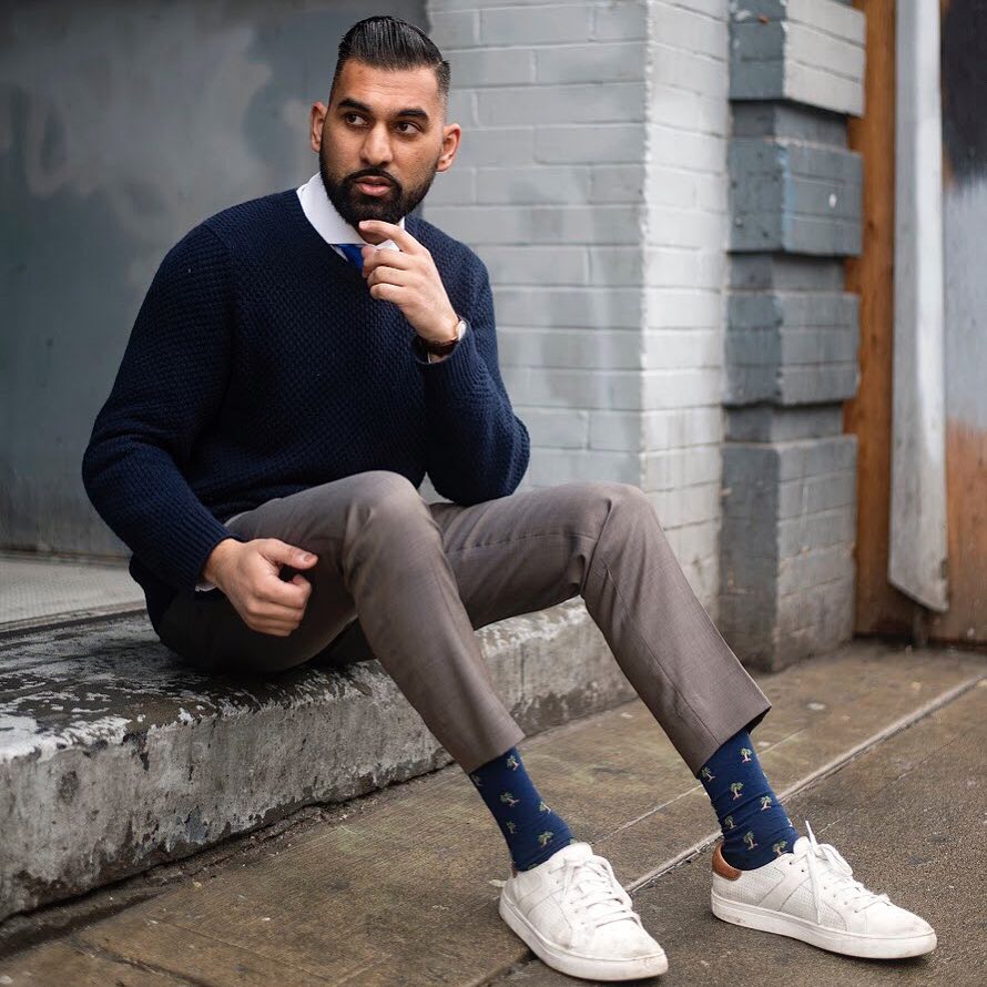 Tiesdotcom's tweet photo. @SuitedSoor knows how to mix fun and preppy #tiesdotcom #sockgenius https://t.co/1cAQK14HTx https://t.co/z3y446Z4WD
