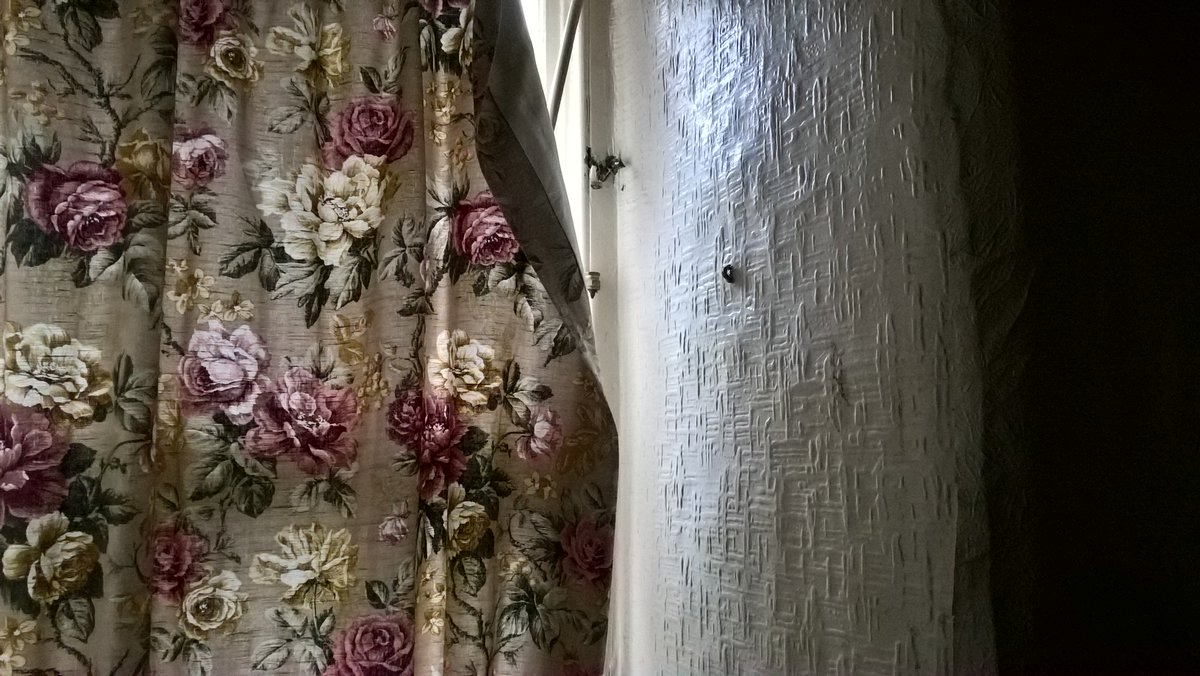 HowardKasia's tweet photo. Fading fragments of lives lived at Calverley Old Hall.  A fascinating @LandmarkTrust project to rediscover the ancient medieval walls behind colourful layers of modern panelling, wallpaper and paint. https://t.co/EaaYBEIWmI