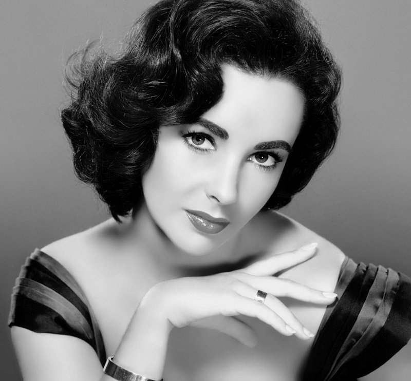 Happy Birthday to the lovely Elizabeth Taylor! 