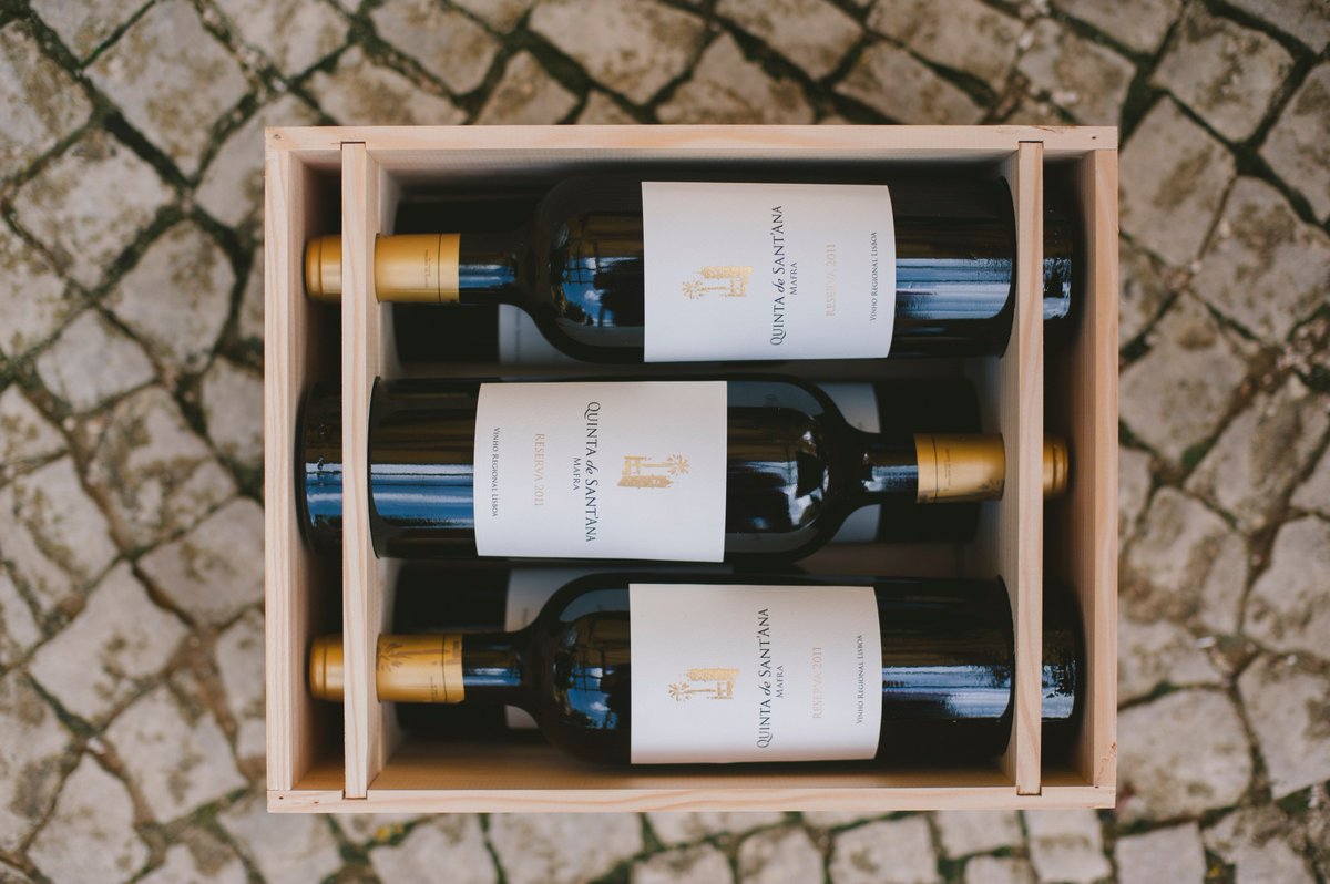 Tomorrow is the last day of our February Free Shipping offer! Email vinhos@quintadesantana.com for more details and to order...