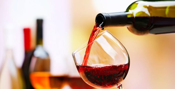 J.Chivite F. Estates (@chiviteestates) on Twitter photo ¡Acierta siempre con el vino! Te damos varios tips para que no te equivoques nunca en la elección. Vía <a href="/infohostelero/">infohostelero</a> goo.gl/TqNZUP ¡Acierta siempre con el vino! Te damos varios tips para que no te equivoques nunca en la elección. Vía <a href="/infohostelero/">infohostelero</a> goo.gl/TqNZUP