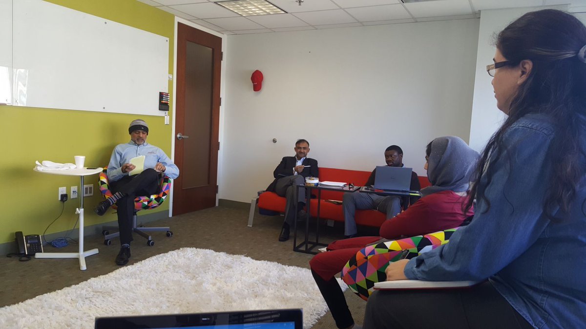 DatawizCorp's tweet image. Weekly Meeting at the #DataWiz Headquarter!