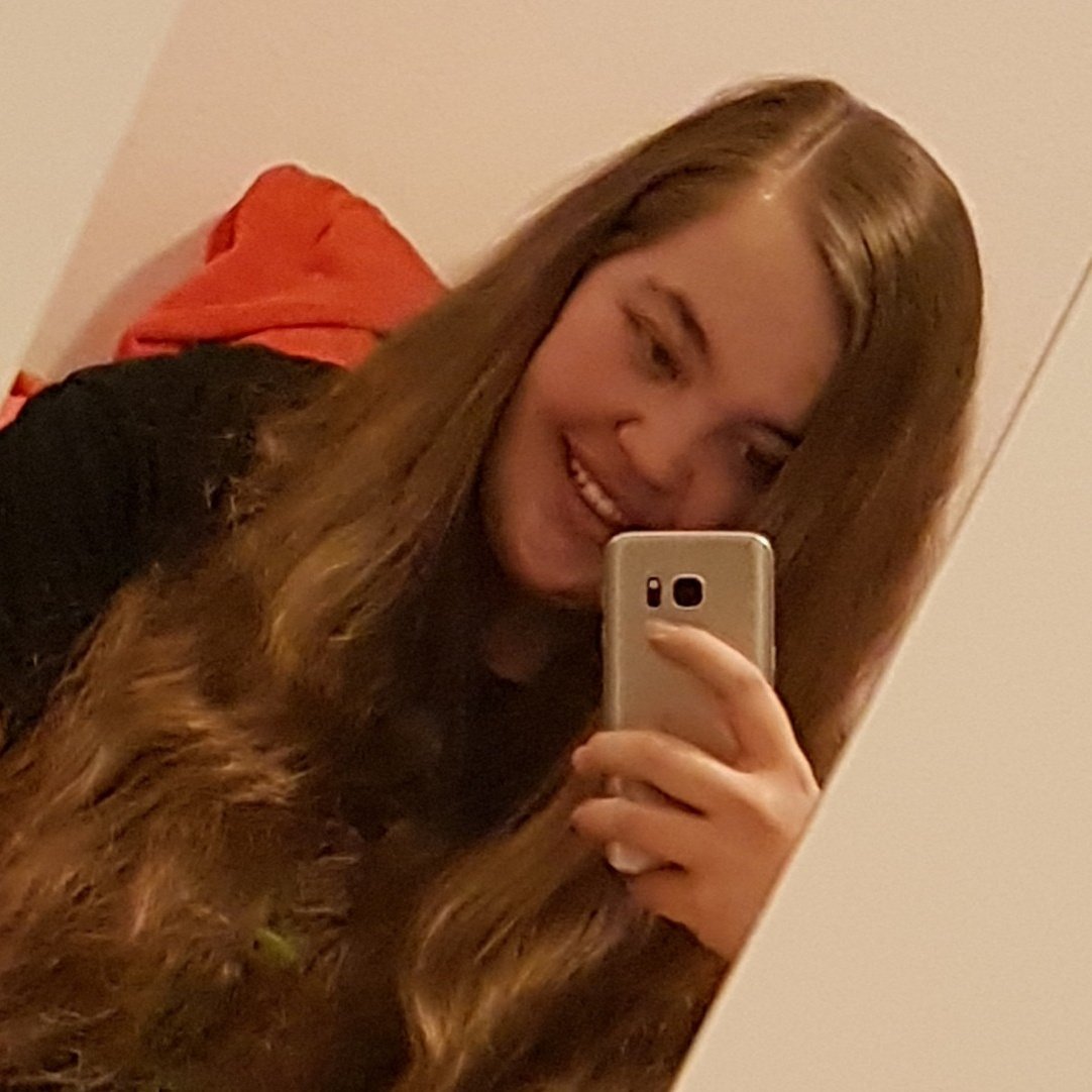 Bibilein95's tweet photo. Ganz liebe Grüße an euch alle <3
#lafamilia #loftis #Schmusies
-----------------
@Jay82DE @LaMlleMaddy @Lunaacat30 @JetteGrayGray und noch viele mehr 🌸🌸🌸🌸 https://t.co/6UYhO8SKqK