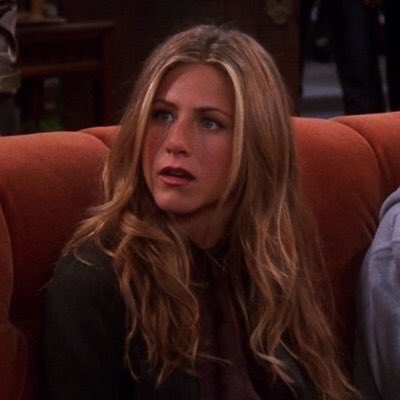 insidefriends's tweet photo. this hair is perfection https://t.co/e2a8GlQJIJ