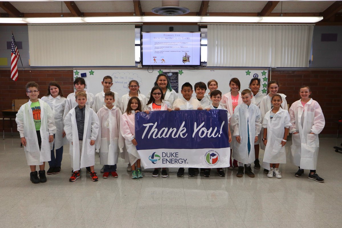 pascoschgrants's tweet photo. Thank YOU Duke Energy for the new STEM lab at Seven Springs Elementary School!!@DukeEnergy https://t.co/LLEqz19qd1