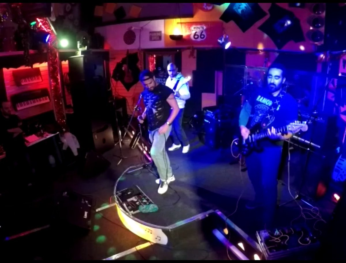 JoelSepelJOELSE's tweet photo. #SMUCasarile #CRUMBLENOTLIVE #SMULive #JoeleSepel #JoelSe #JOELSEPEL #CrumbleNot #PowerBand #Performers #SUPERFRONTMEN #PowerSound #Musicos #HardRockLive #LiveShow #LiveMusic #Musicians #Composers #crumblenot #ROCKEROS #Musicisti https://t.co/1pKOrpbDju https://t.co/0FBymV8Rg3 https://t.co/kN52yhxmgo
